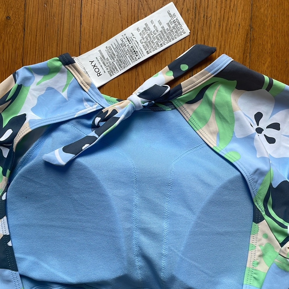 Roxy one piece bathing suit size large NWT - Picture 5 of 5